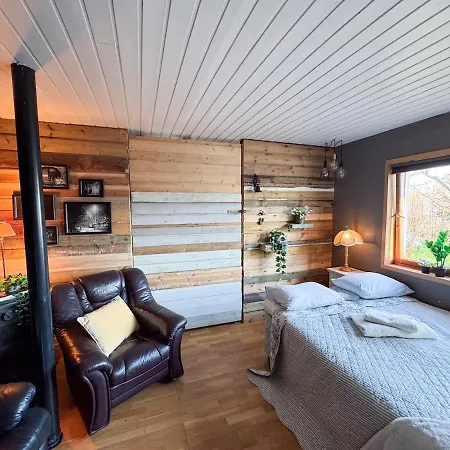 Cozy Close To The Sea Lii